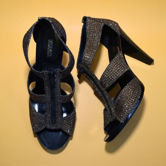 MICHAEL KORS Woman's Berkeley T Strap Sandals Size 9 - Picture 2 of 6